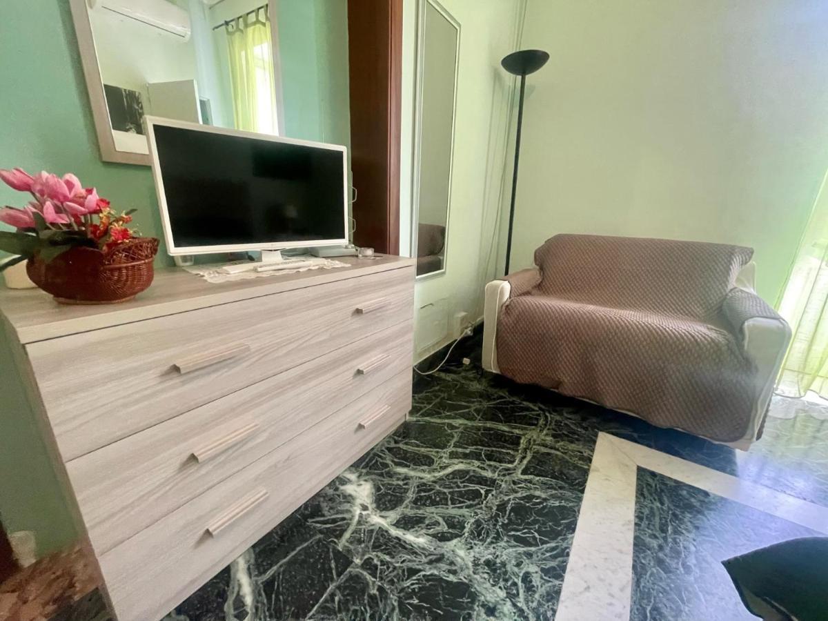 Maya'S Apartment Close To Ballaro Market And Central Station Palermo Exterior photo